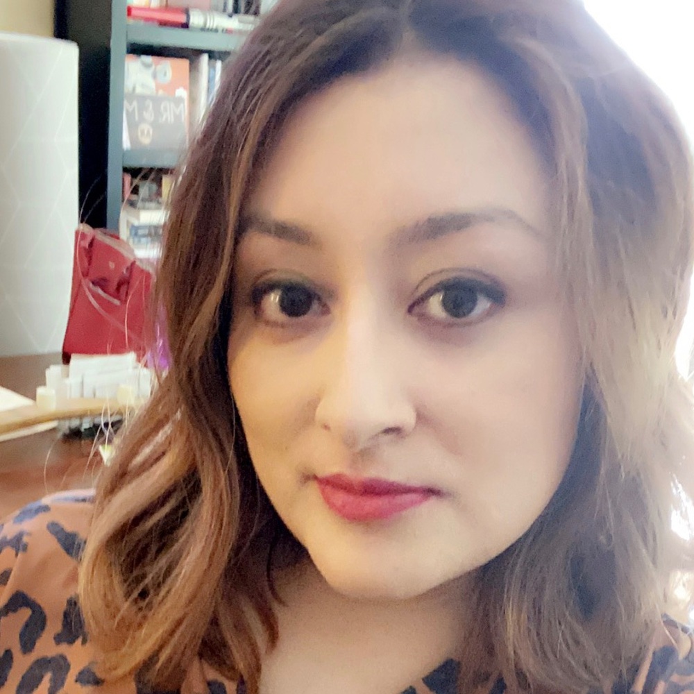 Meet your Posher, Alexis